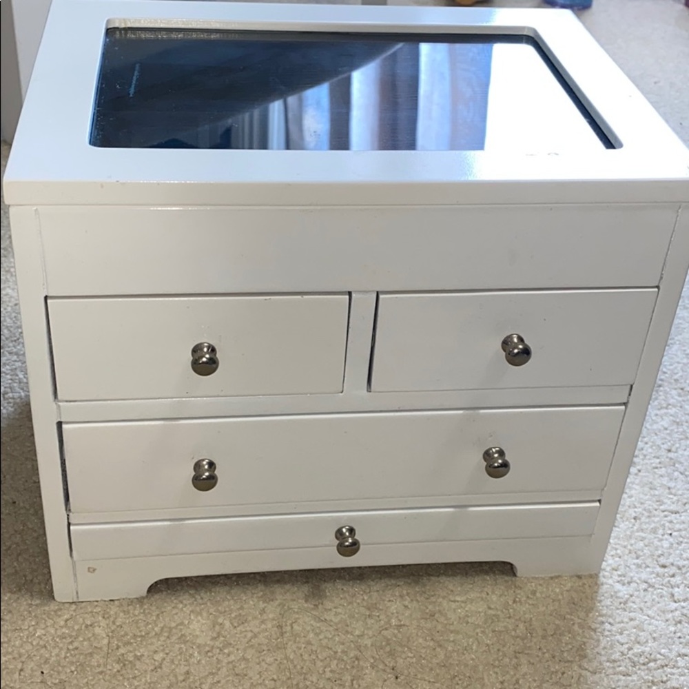 jewelry box
